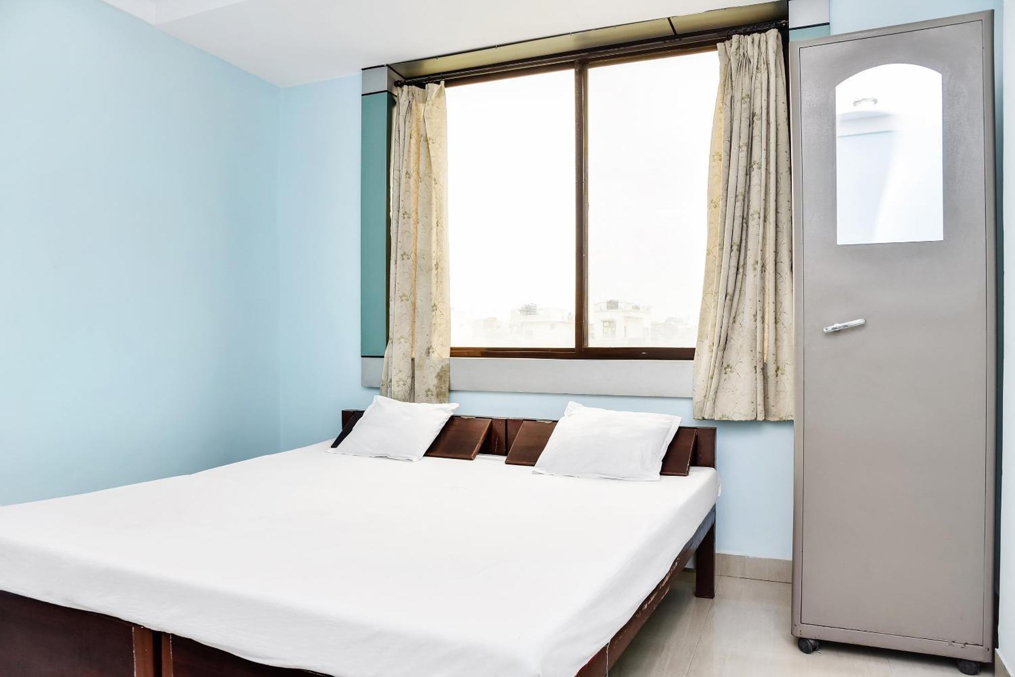 Oyo Hotel Avani Palace Bhopal Exteriör bild